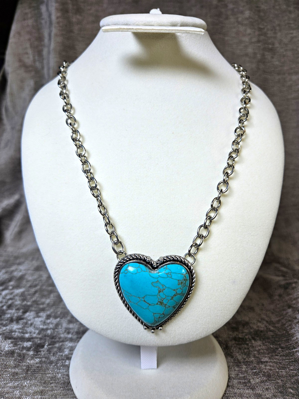 Silver Tone Oval Link Chain Necklace Blue Heart Turquoise Pendant Adjustable